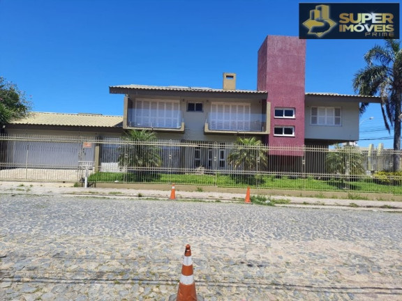 Imagem Casa com 3 Quartos à Venda, 492 m² em Três Vendas - Pelotas
