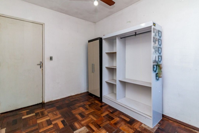 Imagem Imóvel com 4 Quartos à Venda, 74 m² em Petrópolis - Porto Alegre Imagem Imóvel com 4 Quartos à Venda, 74 m² em Petrópolis - Porto Alegre