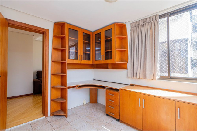 Imagem Apartamento com 2 Quartos à Venda, 86 m² em Menino Deus - Porto Alegre Imagem Apartamento com 2 Quartos à Venda, 86 m² em Menino Deus - Porto Alegre