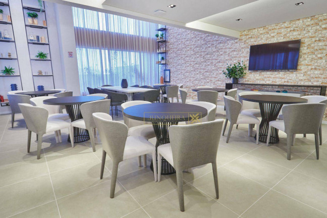 Imagem Imóvel com 2 Quartos à Venda, 111 m² em Estreito - Florianópolis Imagem Imóvel com 2 Quartos à Venda, 111 m² em Estreito - Florianópolis
