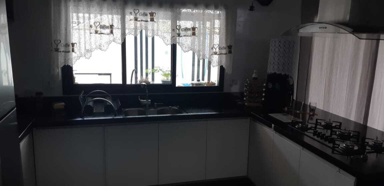 Imagem Casa de Condomínio com 3 Quartos à Venda, 250 m² em Cézar De Souza - Mogi Das Cruzes Imagem Casa de Condomínio com 3 Quartos à Venda, 250 m² em Cézar De Souza - Mogi Das Cruzes