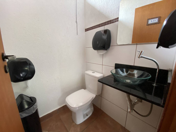 Imagem Chácara com 10 Quartos à Venda, 60.000 m² em Piracaia Imagem Chácara com 10 Quartos à Venda, 60.000 m² em Piracaia