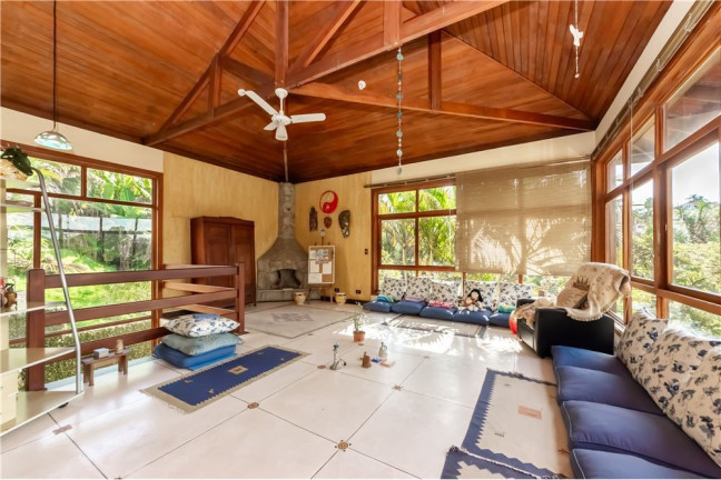 Imagem Casa com 3 Quartos à Venda, 1.110 m² em Granja Viana Ii - Cotia Imagem Casa com 3 Quartos à Venda, 1.110 m² em Granja Viana Ii - Cotia