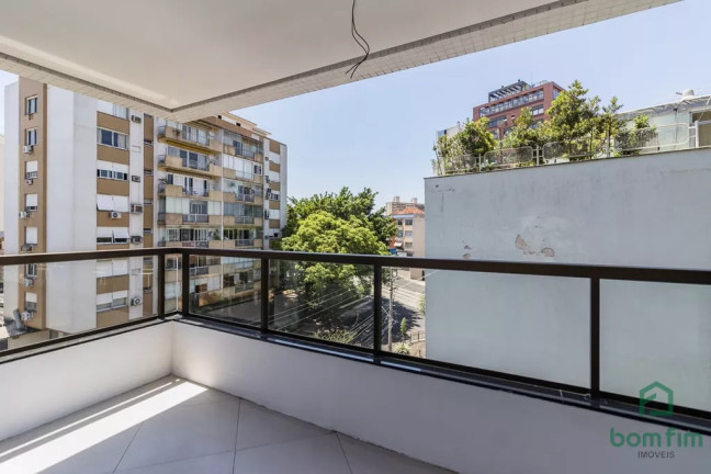 Imagem Apartamento com 3 Quartos à Venda, 123 m² em Petrópolis - Porto Alegre Imagem Apartamento com 3 Quartos à Venda, 123 m² em Petrópolis - Porto Alegre
