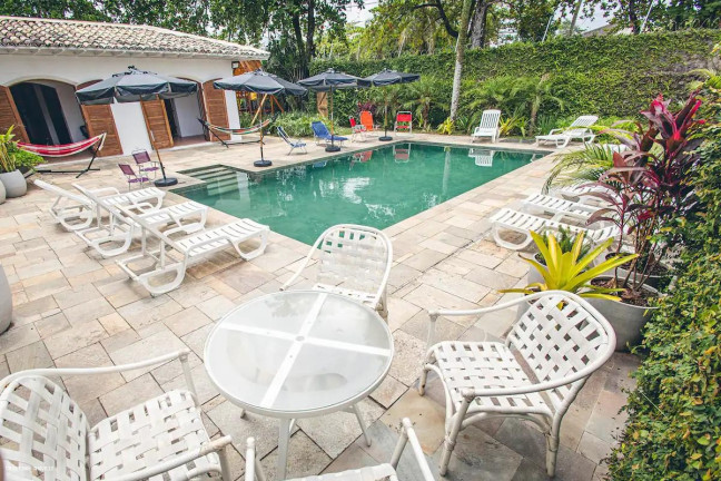 Imagem Casa com 8 Quartos à Venda, 512 m² em Balneário Praia Do Pernambuco - Guarujá Imagem Casa com 8 Quartos à Venda, 512 m² em Balneário Praia Do Pernambuco - Guarujá