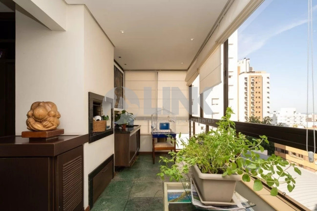 Imagem Apartamento com 3 Quartos à Venda, 135 m² em Petrópolis - Porto Alegre