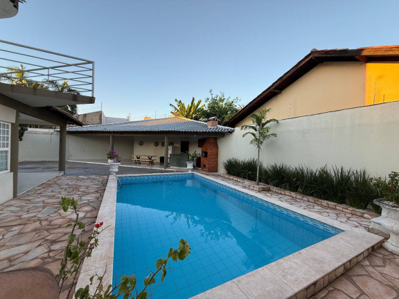 Imagem Sobrado com 5 Quartos à Venda, 600 m² em Jardim Califórnia - Cuiabá Imagem Sobrado com 5 Quartos à Venda, 600 m² em Jardim Califórnia - Cuiabá