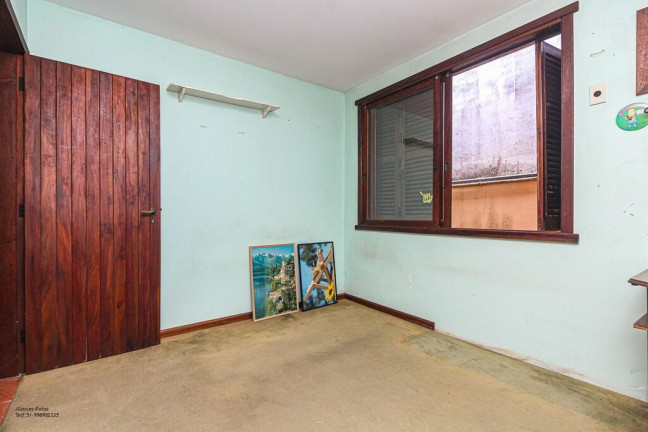 Imagem Casa com 4 Quartos à Venda, 252 m² em Jardim Isabel - Porto Alegre Imagem Casa com 4 Quartos à Venda, 252 m² em Jardim Isabel - Porto Alegre