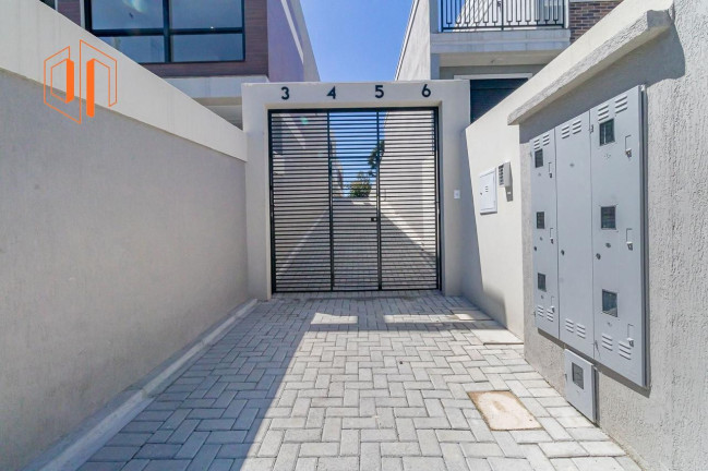 Imagem Sobrado com 3 Quartos à Venda, 128 m² em Uberaba - Curitiba Imagem Sobrado com 3 Quartos à Venda, 128 m² em Uberaba - Curitiba