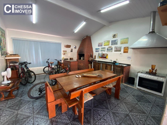 Imagem Casa com 3 Quartos à Venda ou Locação, 517 m² em Centro - Itajaí Imagem Casa com 3 Quartos à Venda ou Locação, 517 m² em Centro - Itajaí