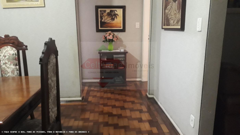 Imagem Casa com 4 Quartos à Venda, 319 m² em Jardim Eulalia - Taubaté Imagem Casa com 4 Quartos à Venda, 319 m² em Jardim Eulalia - Taubaté