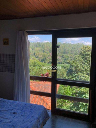 Imagem Casa com 3 Quartos à Venda, 330 m² em Eldorado - Diadema Imagem Casa com 3 Quartos à Venda, 330 m² em Eldorado - Diadema
