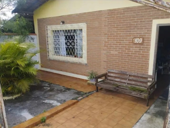 Imagem Casa com 3 Quartos à Venda, 225 m² em Santana - Pindamonhangaba Imagem Casa com 3 Quartos à Venda, 225 m² em Santana - Pindamonhangaba