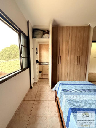 Imagem Casa com 4 Quartos à Venda, 420 m² em Setor Jaó - Goiânia Imagem Casa com 4 Quartos à Venda, 420 m² em Setor Jaó - Goiânia