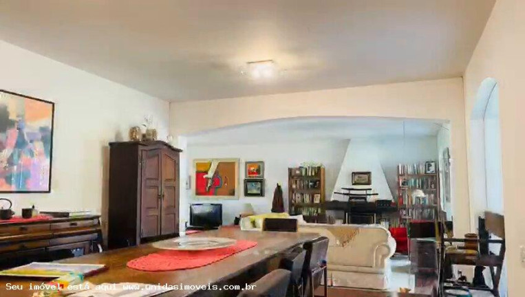 Imagem Casa com 5 Quartos à Venda, 500 m² em Interlagos - São Paulo Imagem Casa com 5 Quartos à Venda, 500 m² em Interlagos - São Paulo