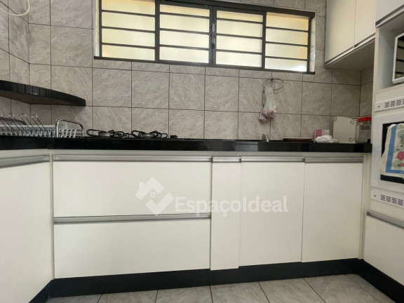 Imagem Casa com 3 Quartos à Venda, 160 m² em Centro - Agudos Imagem Casa com 3 Quartos à Venda, 160 m² em Centro - Agudos