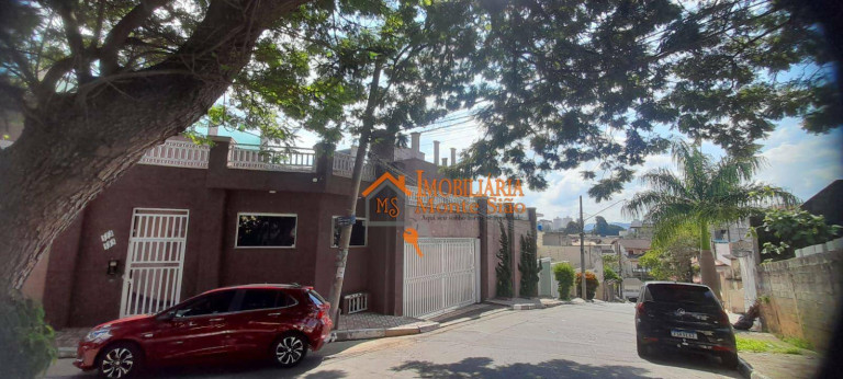 Imagem Sobrado com 3 Quartos à Venda, 300 m² em Parque Renato Maia - Guarulhos Imagem Sobrado com 3 Quartos à Venda, 300 m² em Parque Renato Maia - Guarulhos