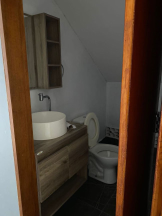 Imagem Sobrado com 5 Quartos à Venda ou Locação, 175 m² em Portal Dos Pássaros - São José Dos Campos Imagem Sobrado com 5 Quartos à Venda ou Locação, 175 m² em Portal Dos Pássaros - São José Dos Campos