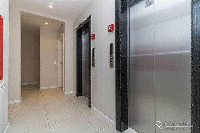 Imagem Apartamento com 3 Quartos à Venda, 75 m² em Jardim Carvalho - Porto Alegre Imagem Apartamento com 3 Quartos à Venda, 75 m² em Jardim Carvalho - Porto Alegre
