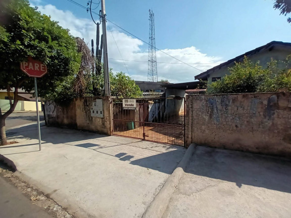 Imagem Casa com 4 Quartos à Venda, 300 m² em Parigot De Souza 2 - Londrina Imagem Casa com 4 Quartos à Venda, 300 m² em Parigot De Souza 2 - Londrina