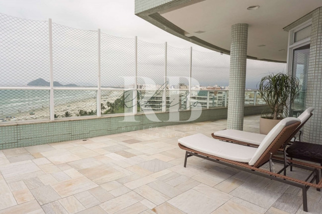 Imagem Imóvel com 8 Quartos à Venda, 697 m² em Riviera - Bertioga Imagem Imóvel com 8 Quartos à Venda, 697 m² em Riviera - Bertioga