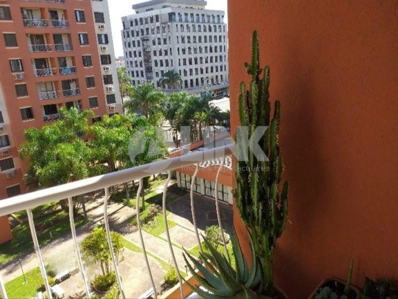 Imagem Apartamento com 3 Quartos à Venda, 70 m² em Cristo Redentor - Porto Alegre Imagem Apartamento com 3 Quartos à Venda, 70 m² em Cristo Redentor - Porto Alegre