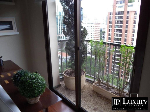 Imagem Apartamento com 4 Quartos à Venda, 350 m² em Itaim Bibi - São Paulo Imagem Apartamento com 4 Quartos à Venda, 350 m² em Itaim Bibi - São Paulo