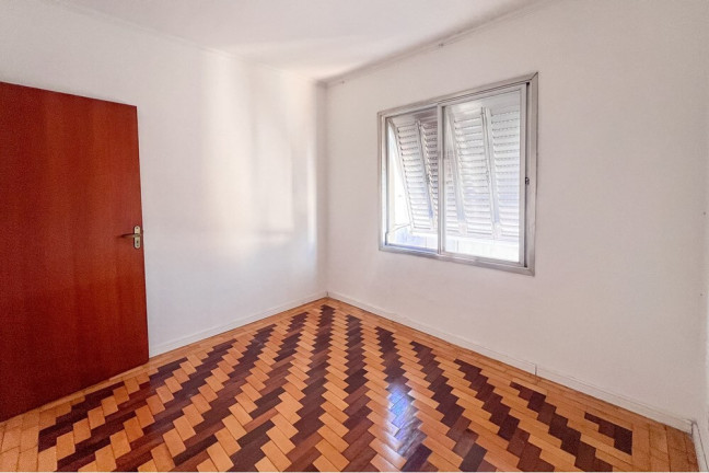 Imagem Apartamento com 4 Quartos à Venda, 94 m² em Navegantes - Porto Alegre Imagem Apartamento com 4 Quartos à Venda, 94 m² em Navegantes - Porto Alegre