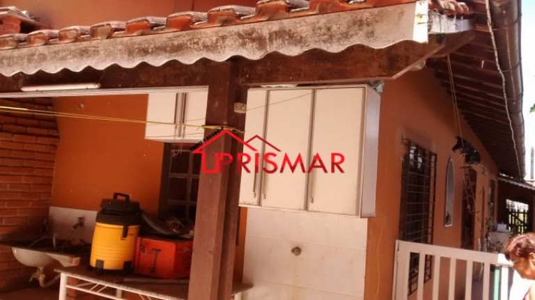 Imagem Casa com 2 Quartos à Venda, 110 m² em Vila Guilhermina - Praia Grande