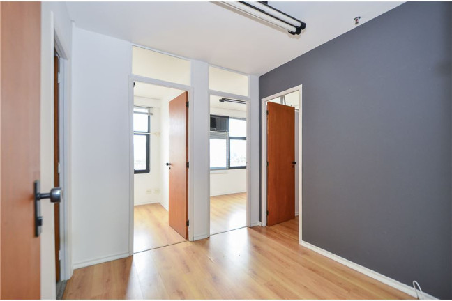 Imagem Imóvel Comercial à Venda, 34 m² em Vila Olímpia - São Paulo Imagem Imóvel Comercial à Venda, 34 m² em Vila Olímpia - São Paulo