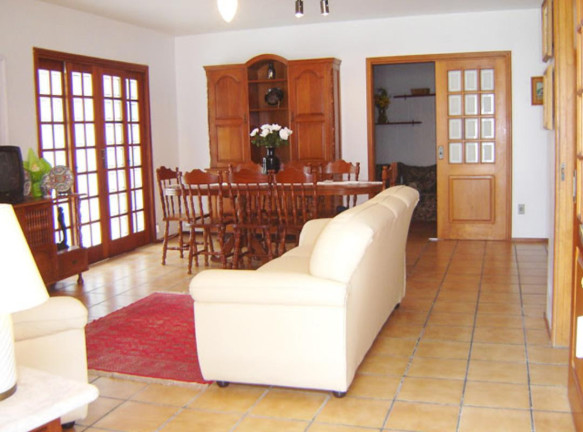 Imagem Casa com 4 Quartos para Alugar,  em Canasvieiras - Florianópolis
