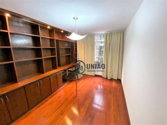 Imagem Apartamento com 4 Quartos à Venda, 260 m² em Icaraí - Niterói