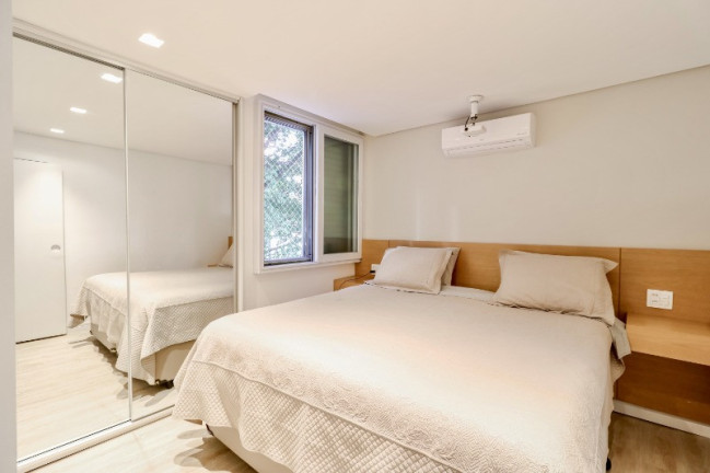 Imagem Imóvel com 2 Quartos à Venda, 100 m² em Itaim Bibi - São Paulo Imagem Imóvel com 2 Quartos à Venda, 100 m² em Itaim Bibi - São Paulo