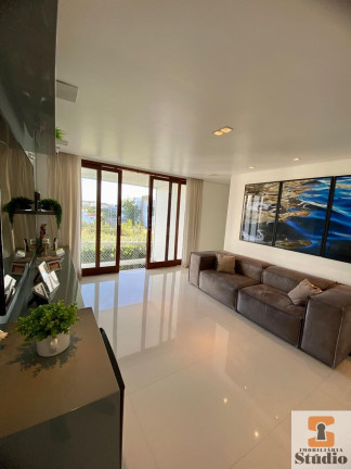 Imagem Casa com 3 Quartos à Venda, 196 m² em Sim - Feira De Santana Imagem Casa com 3 Quartos à Venda, 196 m² em Sim - Feira De Santana