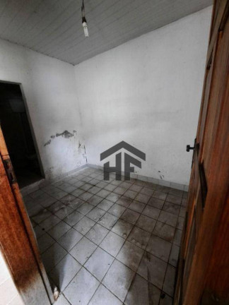 Imagem Casa com 5 Quartos à Venda, 280 m² em Encruzilhada - Recife Imagem Casa com 5 Quartos à Venda, 280 m² em Encruzilhada - Recife
