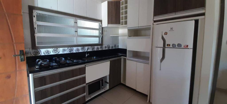 Imagem Casa com 3 Quartos à Venda, 750 m² em São João Do Rio Vermelho - Florianópolis