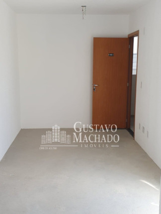Imagem Imóvel com 2 Quartos à Venda, 45 m² em São Luís - Volta Redonda Imagem Imóvel com 2 Quartos à Venda, 45 m² em São Luís - Volta Redonda