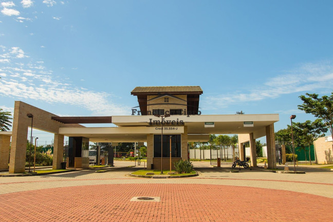 Sobrado com 3 Quartos à Venda, 310 m² em Residencial Ouroville - Taubaté