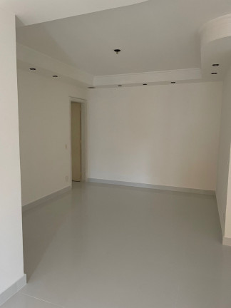 Imagem Imóvel com 3 Quartos à Venda, 128 m² em Vila Isabel - Rio De Janeiro Imagem Imóvel com 3 Quartos à Venda, 128 m² em Vila Isabel - Rio De Janeiro