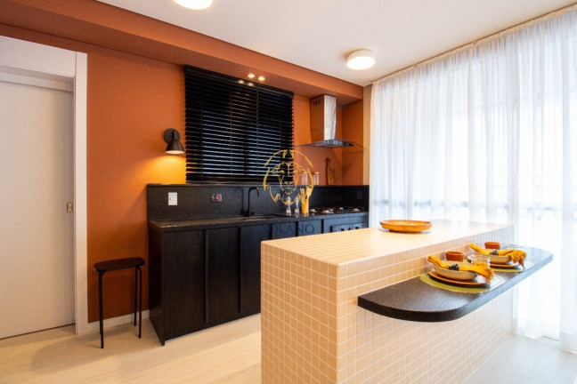 Imagem Apartamento com 3 Quartos à Venda, 201 m² em Centro - Curitiba