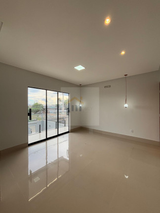 Imagem Casa com 4 Quartos à Venda, 215 m² em Jardim Helvécia - Aparecida De Goiânia