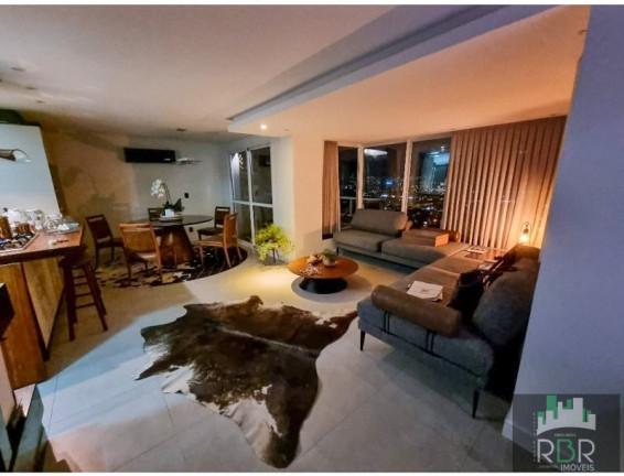Imagem Apartamento com 2 Quartos à Venda, 145 m² em Caxias Do Sul Imagem Apartamento com 2 Quartos à Venda, 145 m² em Caxias Do Sul