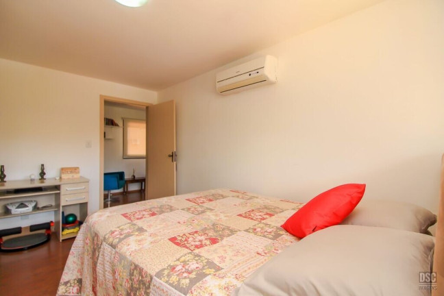 Imagem Casa de Condomínio com 2 Quartos à Venda, 122 m² em Ipanema - Porto Alegre
