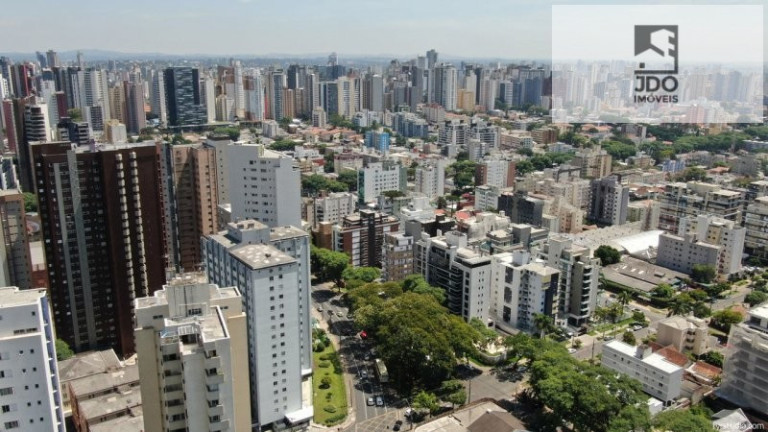 Imagem Apartamento com 2 Quartos à Venda, 90 m² em água Verde - Curitiba