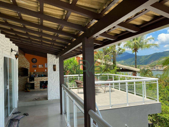 Imagem Casa com 3 Quartos à Venda, 300 m² em Caieira - Angra Dos Reis Imagem Casa com 3 Quartos à Venda, 300 m² em Caieira - Angra Dos Reis