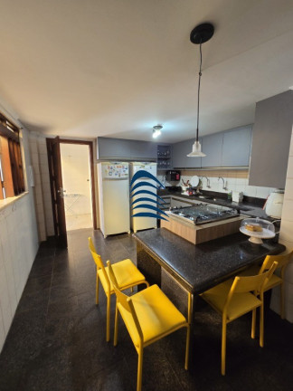 Imagem Casa com 4 Quartos à Venda, 201 m² em Itapuã - Salvador Imagem Casa com 4 Quartos à Venda, 201 m² em Itapuã - Salvador