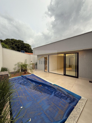 Imagem Casa com 3 Quartos à Venda, 160 m² em Setor Urias Magalhães - Goiânia