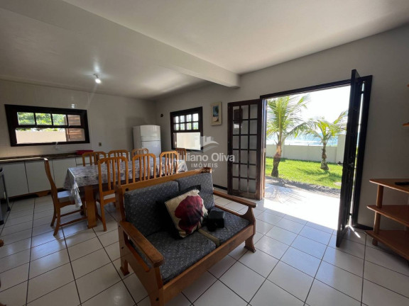 Imagem Sobrado com 3 Quartos à Venda, 173 m² em Barra Do Sai - Itapoá