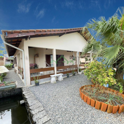 Imagem Casa com 4 Quartos à Venda, 364 m² em Costeira - Balneário Barra Do Sul