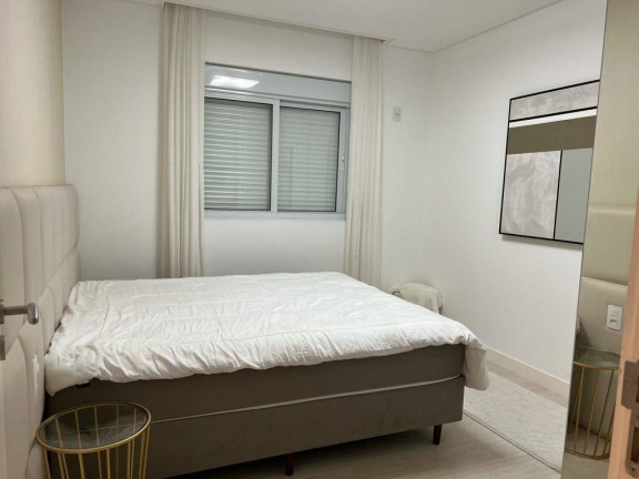 Imagem Apartamento com 3 Quartos para Alugar, 130 m² em Centro - Balneário Camboriú